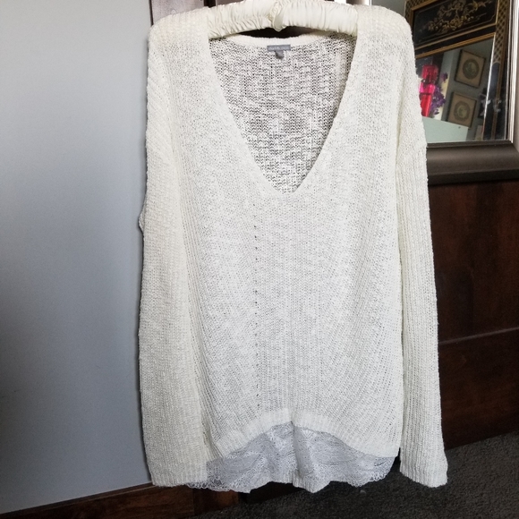 Charlotte Russe Sweaters - Charlotte Russe off white thin sweater